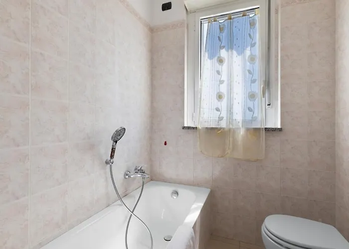 Elegant Terrace Flat Parking Near Rho Fiera Mi *