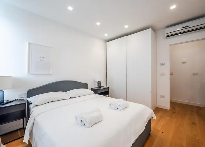 Apartman Duomo Area Luxury Design & Netflix Mood Milánó