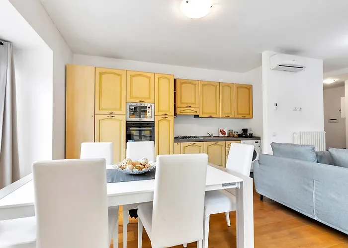 Porta Venezia - Affitti Brevi Italia * Milánó