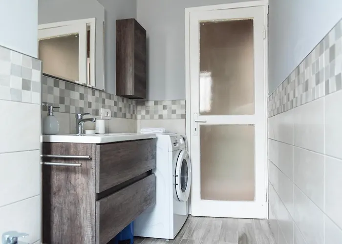 Youhosty - Meloria 10 Апартаменты *