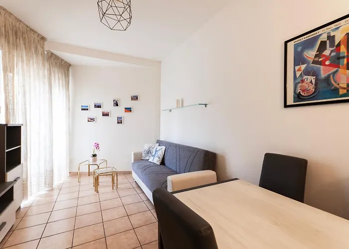 Apartmán Youhosty - Meloria 10 *