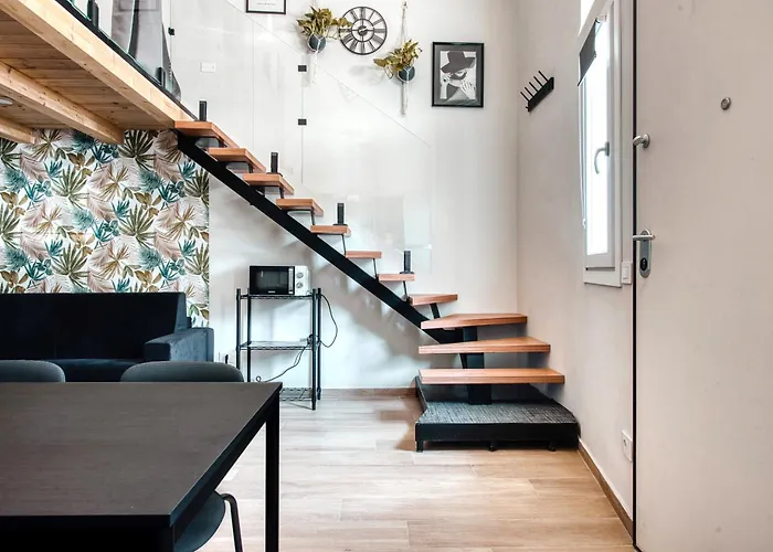 Hostmate - - Sammartini's Garden - Stazione Appartamento