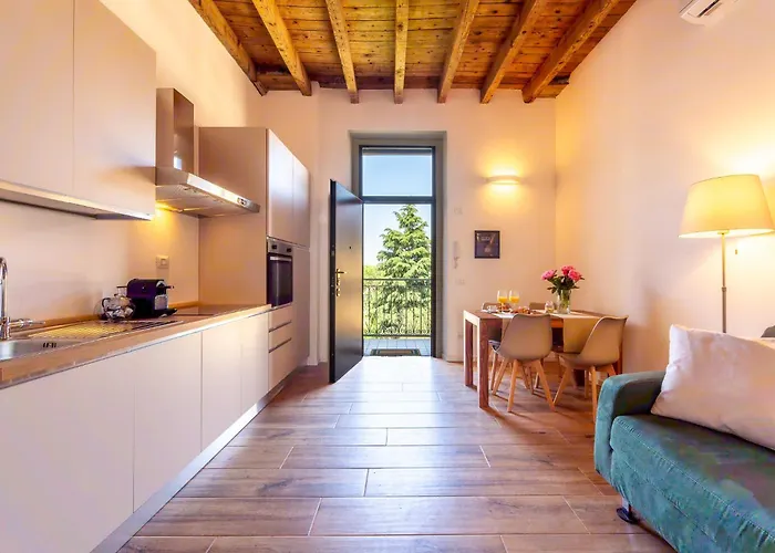 Mylan - Bilocale Isola, 15 Min Da Duomo E Rho Fiera *