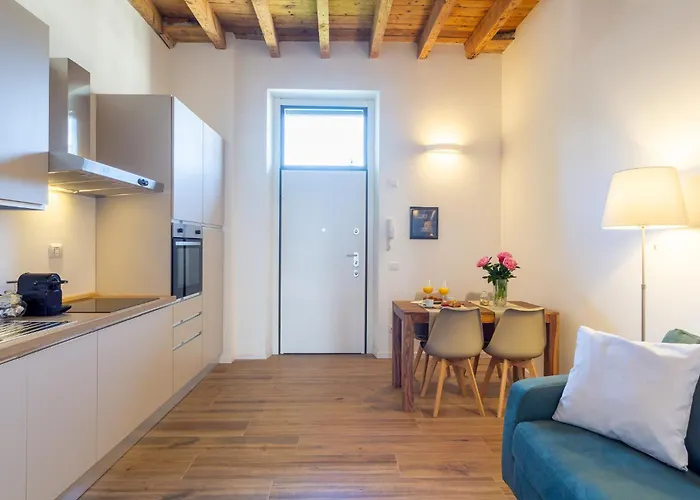 Mylan - Bilocale Isola, 15 Min Da Duomo E Rho Fiera מילאנו