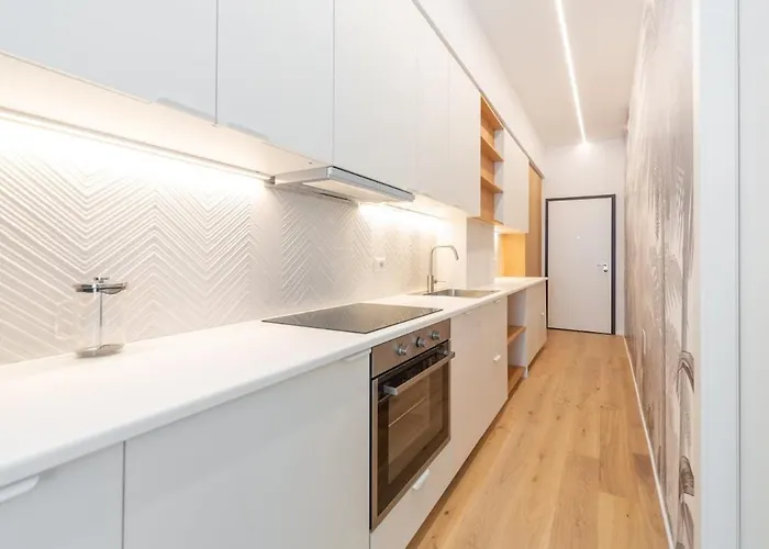 L&r - Center * Mediolan