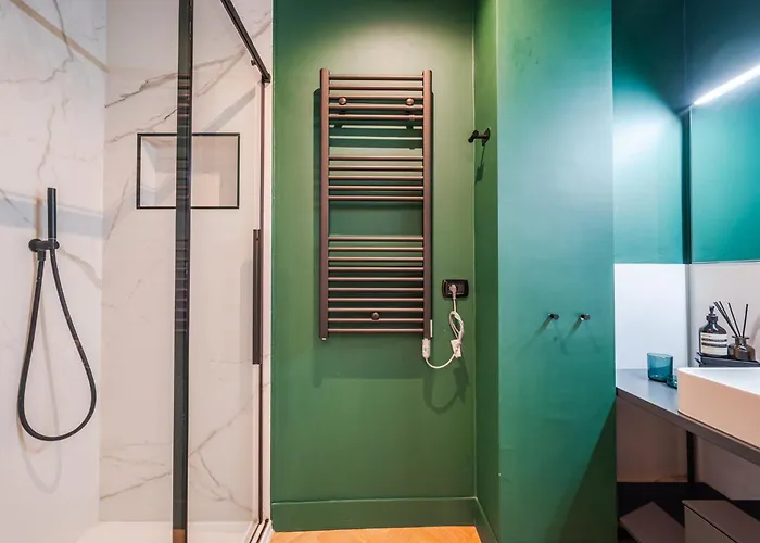 Elegant And Spacious Luxury In Bullona شقة