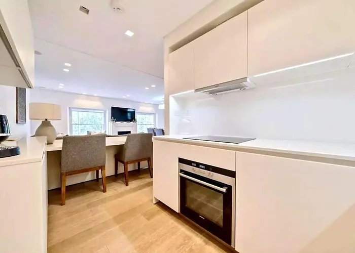 Spazioso Recentemente Ristrutturato Appartement Milan