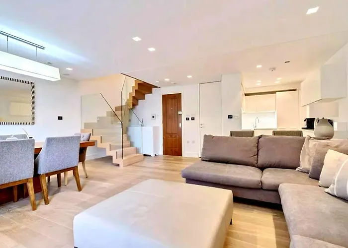 Spazioso Recentemente Ristrutturato * 밀라노