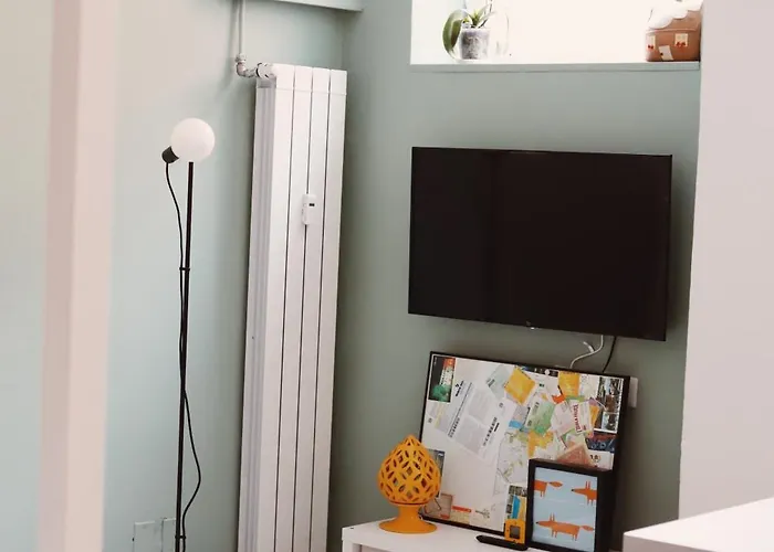 Cozy In The Center *