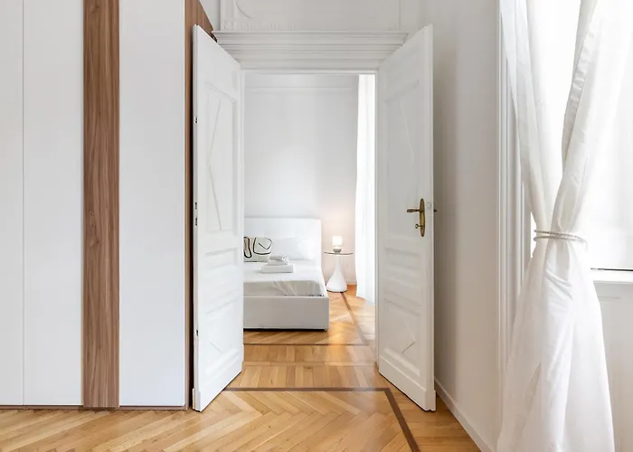 דירה Moscova Luxury Retreat *