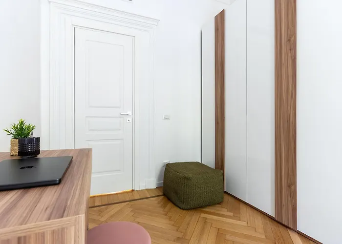 דירה Moscova Luxury Retreat *