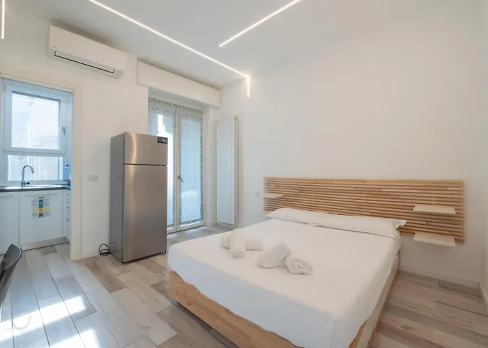 I-host - Cambiasi 8 아파트