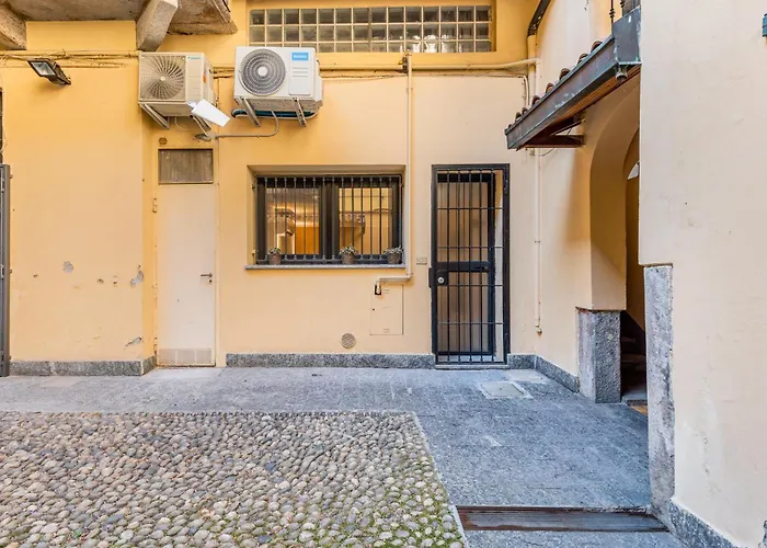 Garibaldis Gem - La Vista Milán