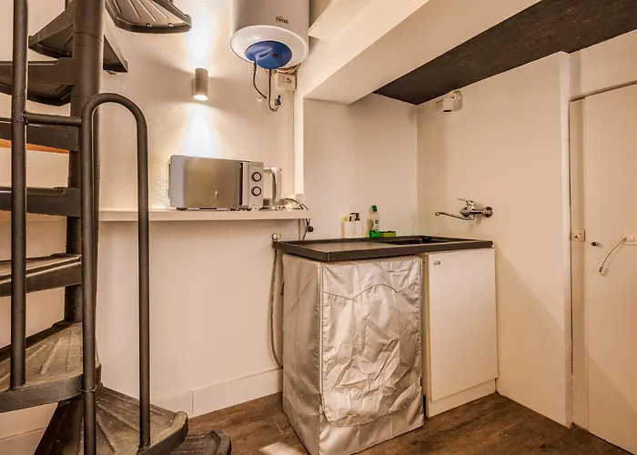 Garibaldis Gem - La Vista *