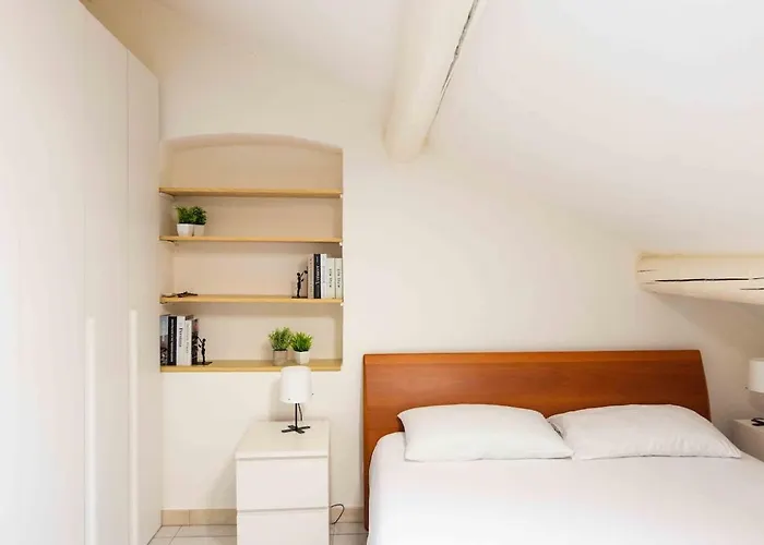 Cozy Retreat Manzoni アパート *