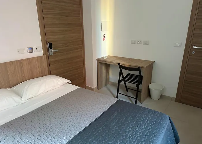 Brivio Hotel 2*
