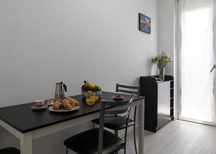 Italianway Comfort - Rembrandt 58 * Милан