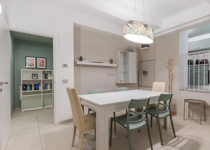 Monumentale M5 - 6 Ospiti & Famiglie Con 2 Bagni E *