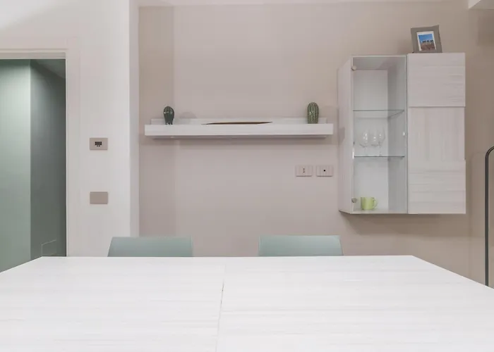 Monumentale M5 - 6 Ospiti & Famiglie Con 2 Bagni E * Milán