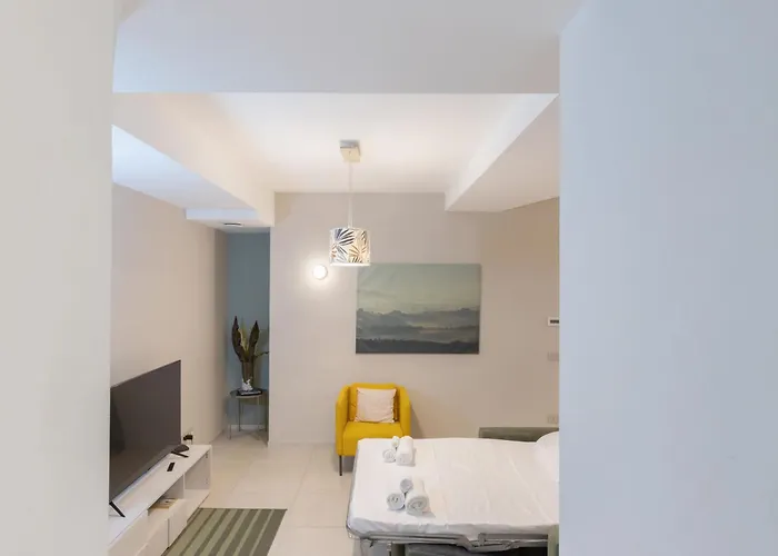 Monumentale M5 - 6 Ospiti & Famiglie Con 2 Bagni E Apartmán *