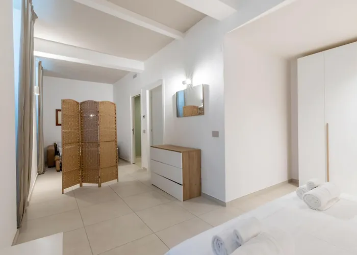 Monumentale M5 - 6 Ospiti & Famiglie Con 2 Bagni E Apartmán