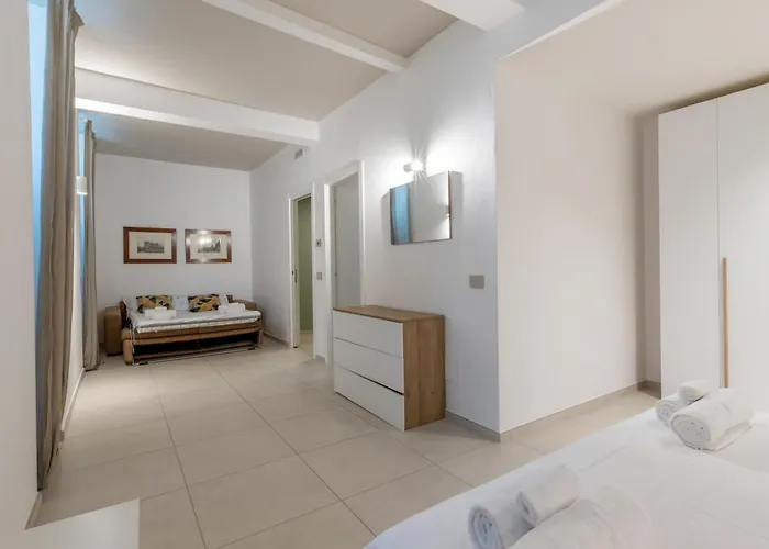 Apartmán Monumentale M5 - 6 Ospiti & Famiglie Con 2 Bagni E