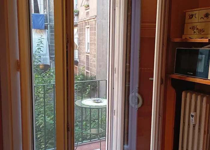 Apartmán Flores Home, Boho Chic Style & Urban Comfort Navigli, Bocconi, Centro Milán