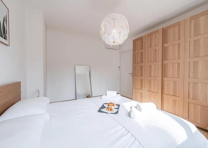 7 Piano Panoramico Nel Cuore Dei Navigli *