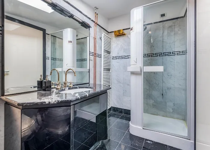 Duomo3'-skylight-idropool-private-cinema-freepark