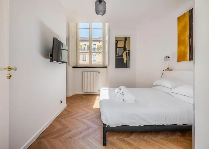 公寓 Duomo3'-skylight-idropool-private-cinema-freepark