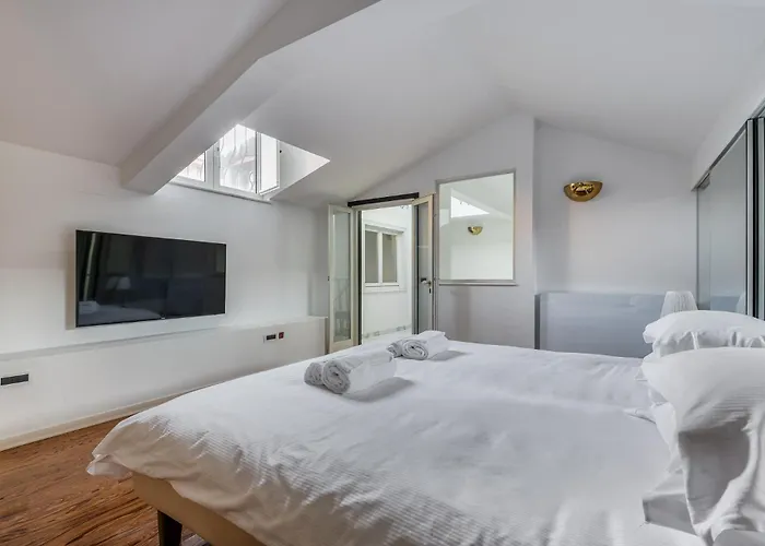 Duomo3'-skylight-idropool-private-cinema-freepark *