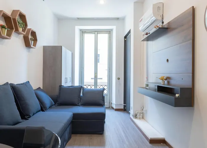 Apartament Corso Venezia With Double Bathroom And Balcony *