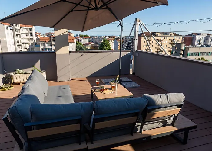 Navigli Panoramica Terrazzo Free Parking Ac Wifi * Milánó