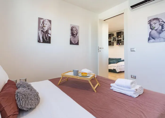 Apartman Navigli Panoramica Terrazzo Free Parking Ac Wifi *