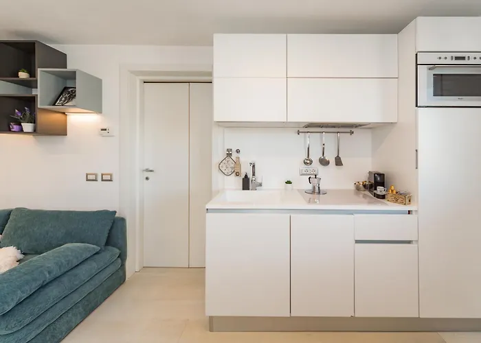 Navigli Panoramica Terrazzo Free Parking Ac Wifi Apartman *