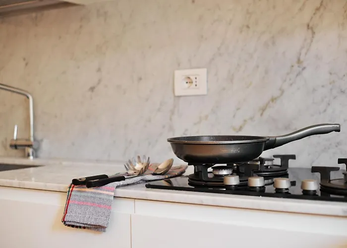 Just Urban - 1br With Outdoor Space - 10 Min Duomo By Tram Appartement *