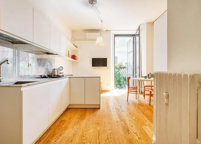 Just Urban - 1br With Outdoor Space - 10 Min Duomo By Tram *