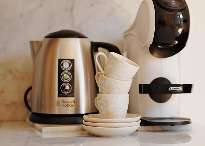 Appartement Just Urban - 1br With Outdoor Space - 10 Min Duomo By Tram