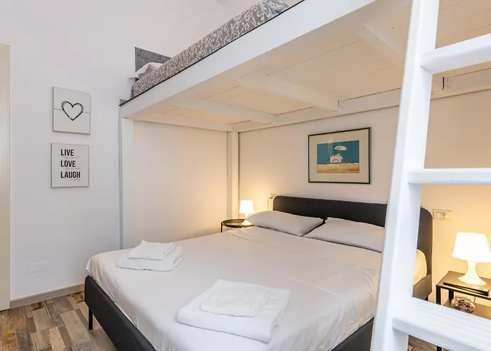 Apartament Maggie's House Citta Studi - 12min Fs