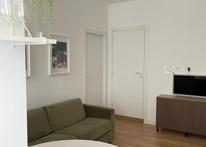 Casa Leonardo - Studi * Milan