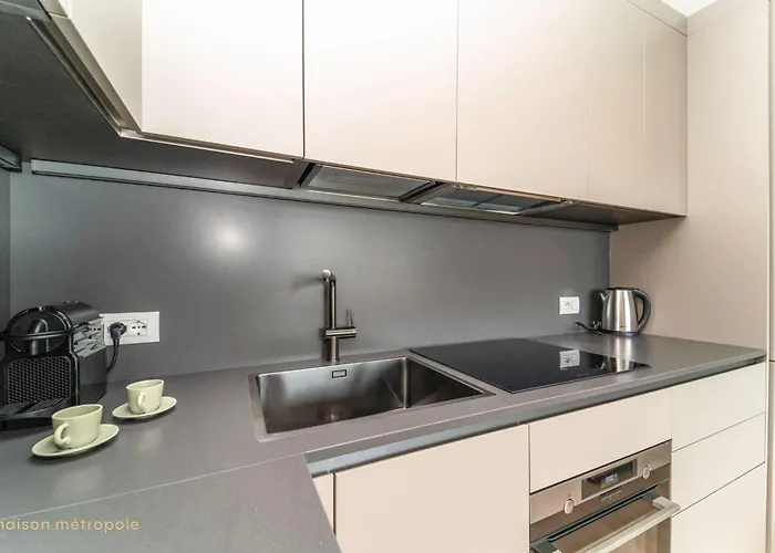 Adamello Terrace アパート *