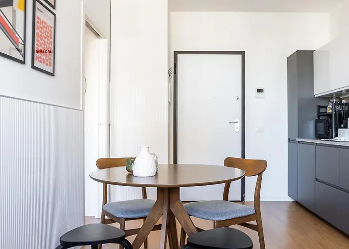 New Flat Near Ieo And Olympic Village