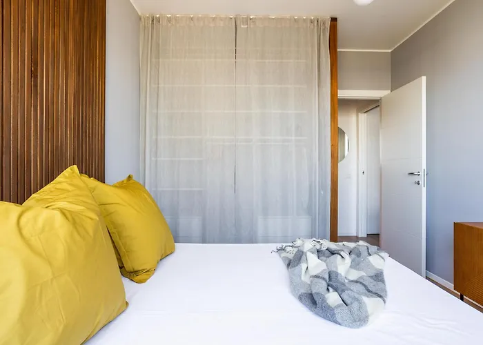 New Flat Near Ieo And Olympic Village Apartament *