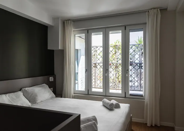 Youhosty - Zanella 68 Apartament