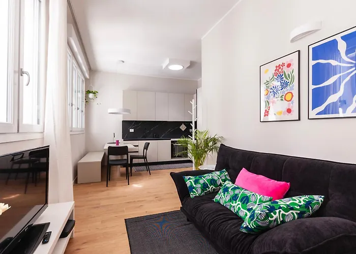 Youhosty - Zanella 68 Apartament *