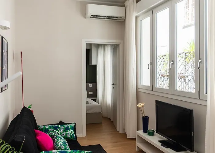 Youhosty - Zanella 68