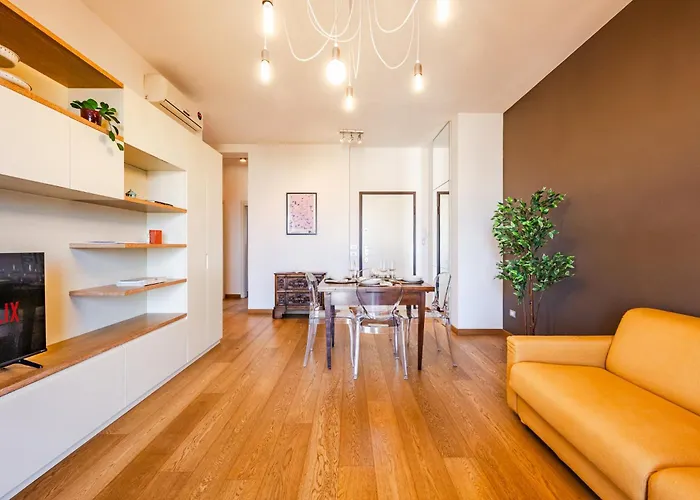 Panoramico Su Vicino Al Duomo