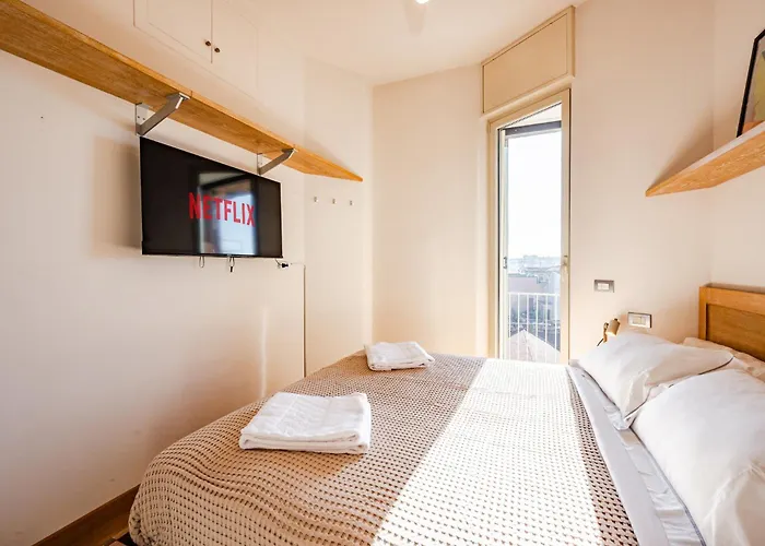 Panoramico Su Vicino Al Duomo * Milano