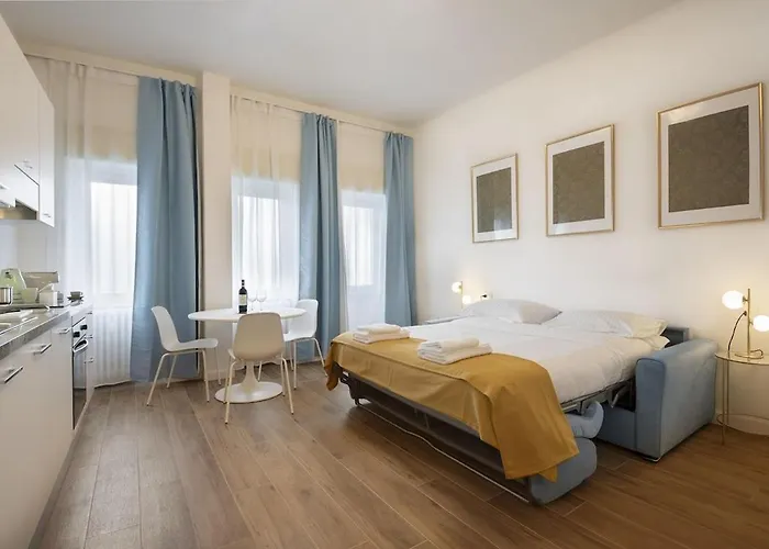 Laru Porta Romana 5 Minutes From The Subway アパート