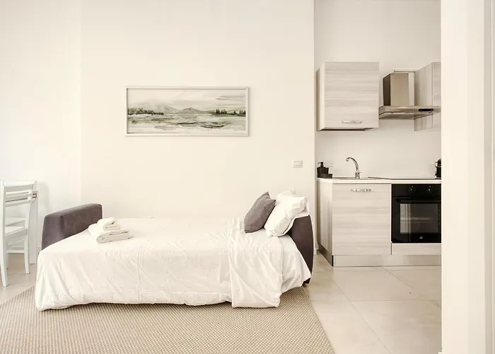 Just Urban - Modern 1-br Navigli - Metro M2 Apartamento